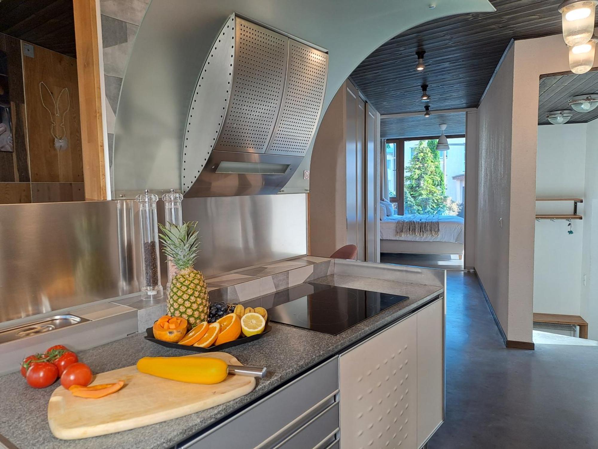 Lux Apartment Пярну Экстерьер фото